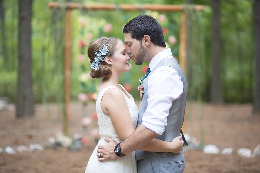 Picturesque Outdoor Oklahoma Wedding at Beaver's Bend State Park