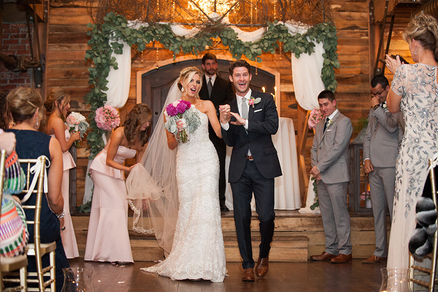 Elegant Oklahoma Wedding at Southwind Hills Barn | Makenzie + Luke