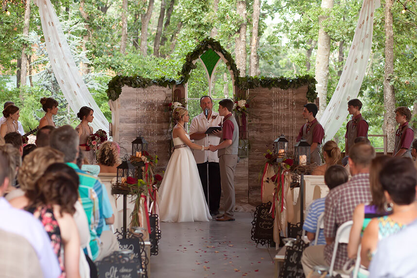 Five Rustic Oklahoma Wedding Venues to Visit When Planning Your Wedding