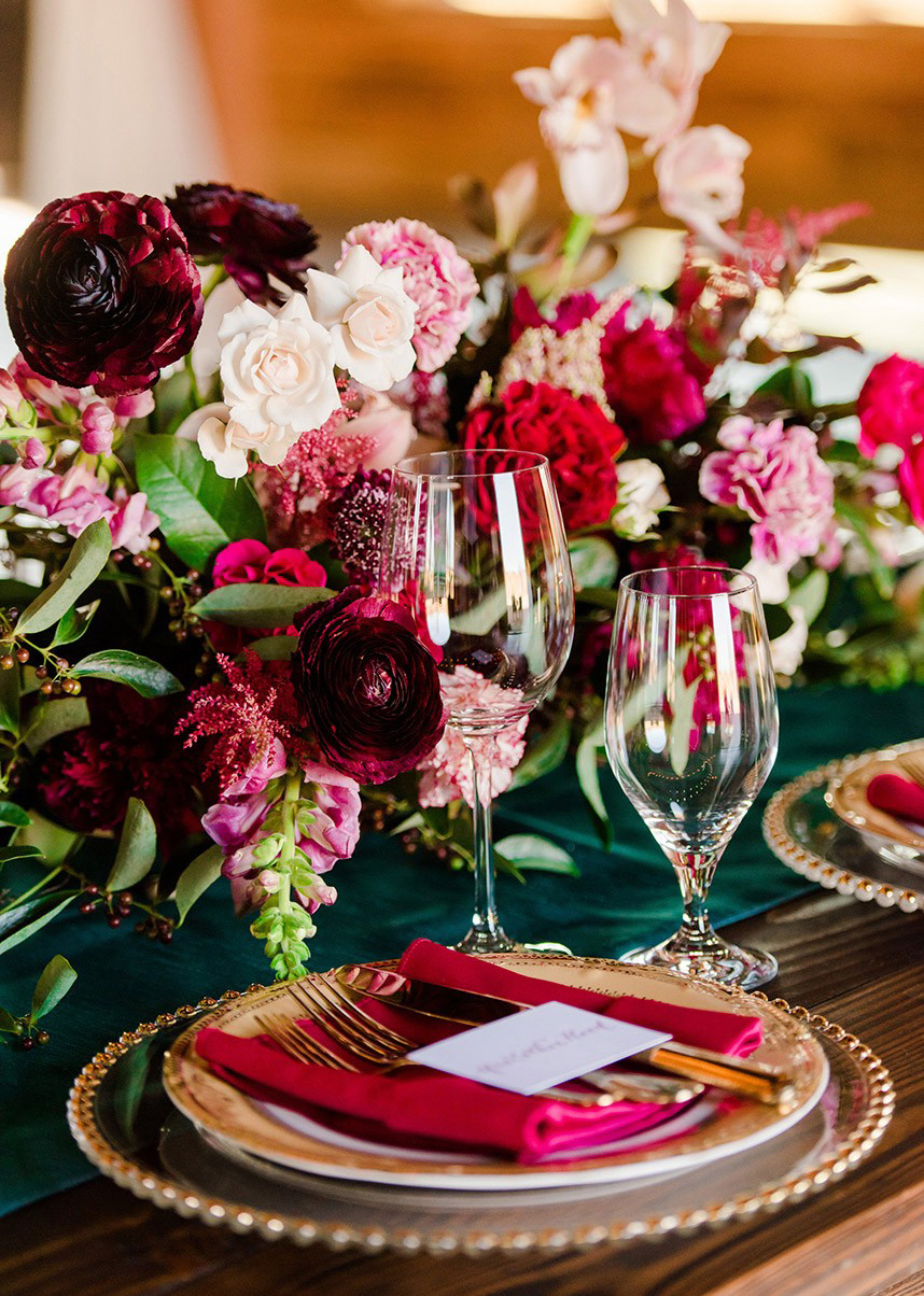 Five Innovative Color Palettes To Explore for your Wedding