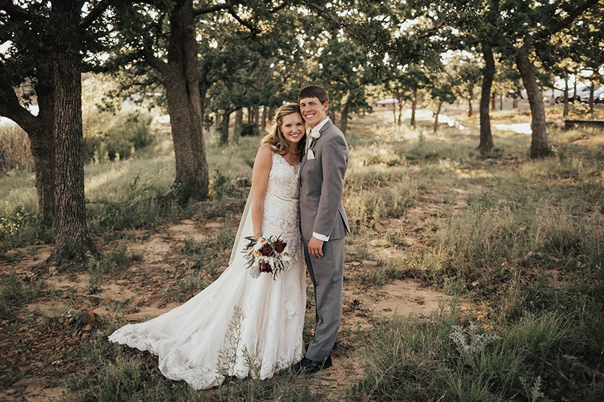 Charming Vintage Furniture Filled Wedding By Grroots Events Vintage Furniture Filled Wedding Oklahoma Planner Grroots Events