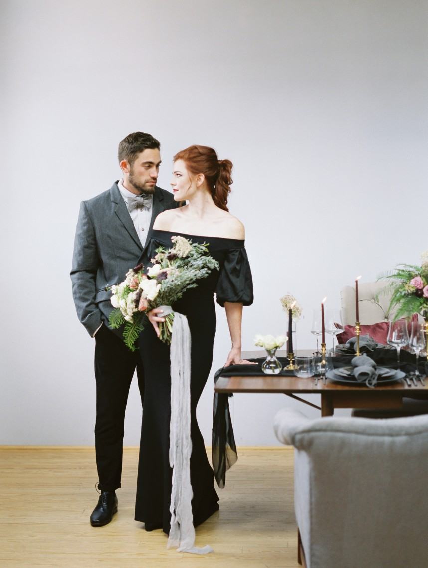 A Black Wedding Dress Inspired Shoot At Holloway House Show Stopping Black Dress Inspiration Shoot Oklahoma Wedding Venue Holloway House Planner June