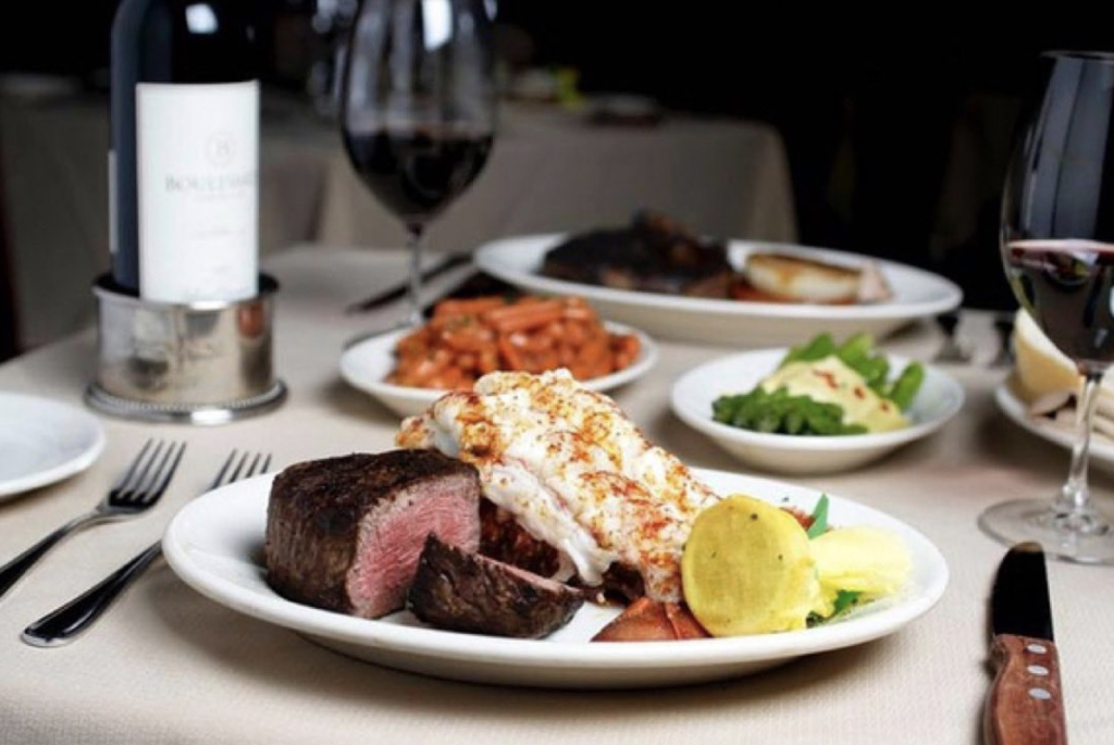 Everything You Need to Know to Have the Best Rehearsal Dinner